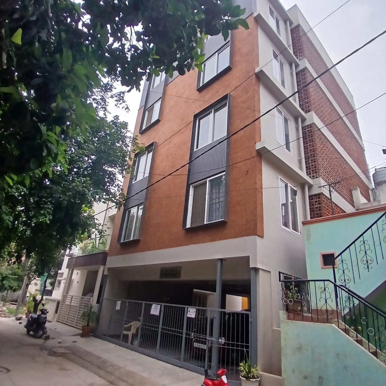 whatsapp image 2025 11 21 at 9.44.43 pm